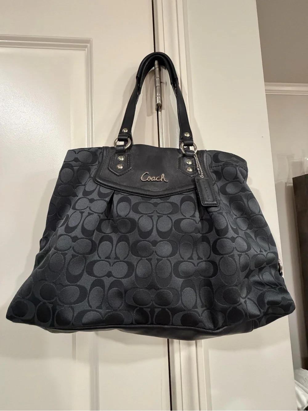 Vintage Coach Ashley Signature Convertible Black Jacquard Tote with Leather Trim